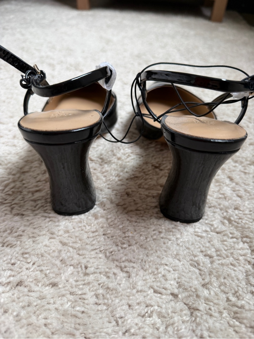Pointed Toe Pumps - Picture 3 of 4